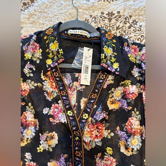 NWT Alice and Olivia Cosima Floral Button Up Blouse Size Large - Picture 7 of 13